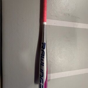 Rawlings Metallic Silver Bat with Pink Grip